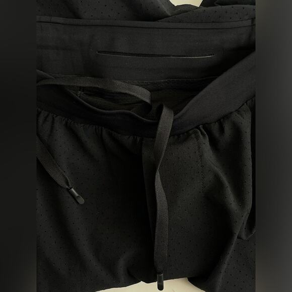 Lululemon Outpacer running shorts reflective small black - Picture 10 of 10
